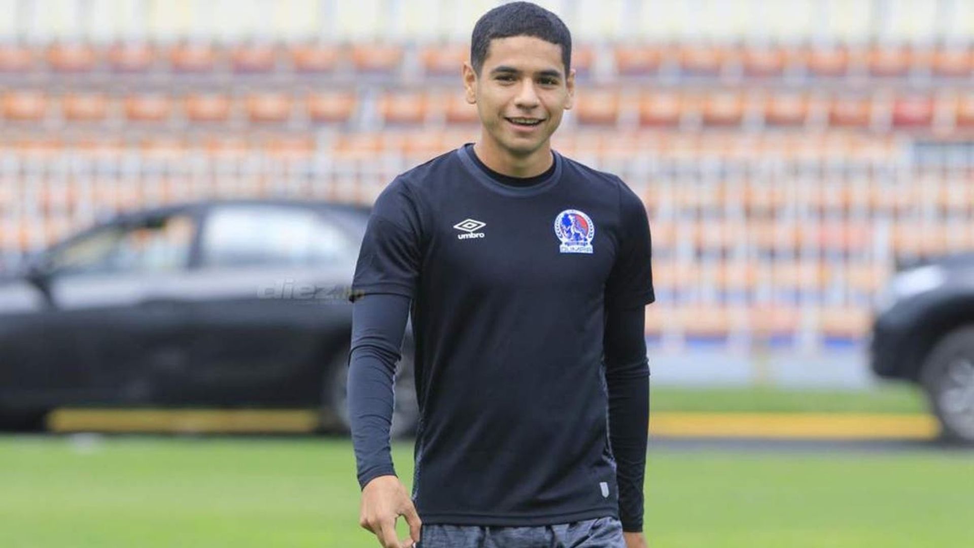 Ni Pineda ni Álvarez tienen fracturas de ligamentos cruzados, Carlitos incluso podría jugar ante Motagua