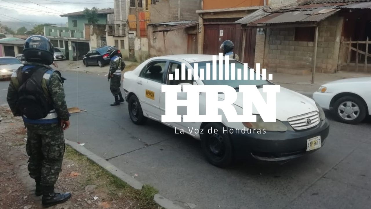 Taxista abandona su unidad para huir de pasajeros asaltantes en Tegucigalpa