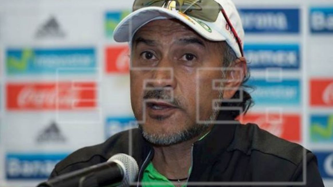 Mexicano Raúl Gutiérrez llega a Honduras para asumir dirección de Real España