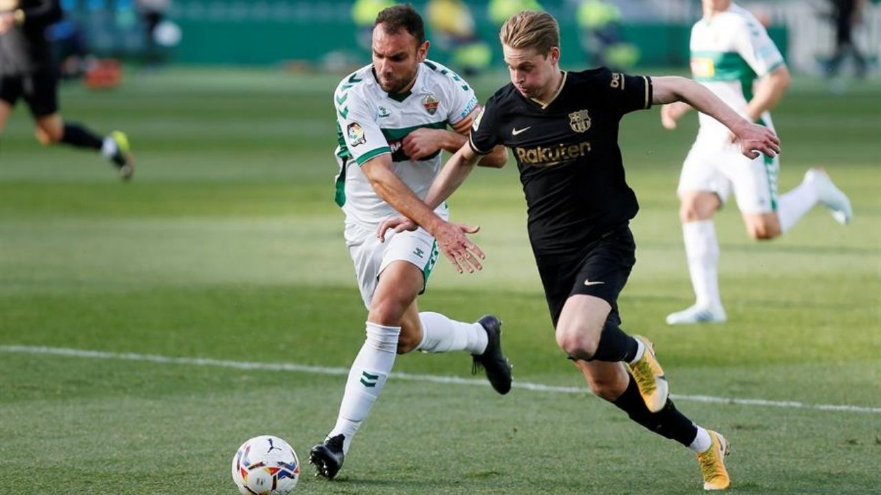 Barcelona gana y le comienza a pisar los talones al Madrid y al Atlético