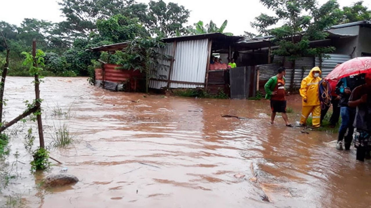 Cenaos emite nueva alerta por lluvias que se extenderán entre el lunes 11 y martes 12 de enero