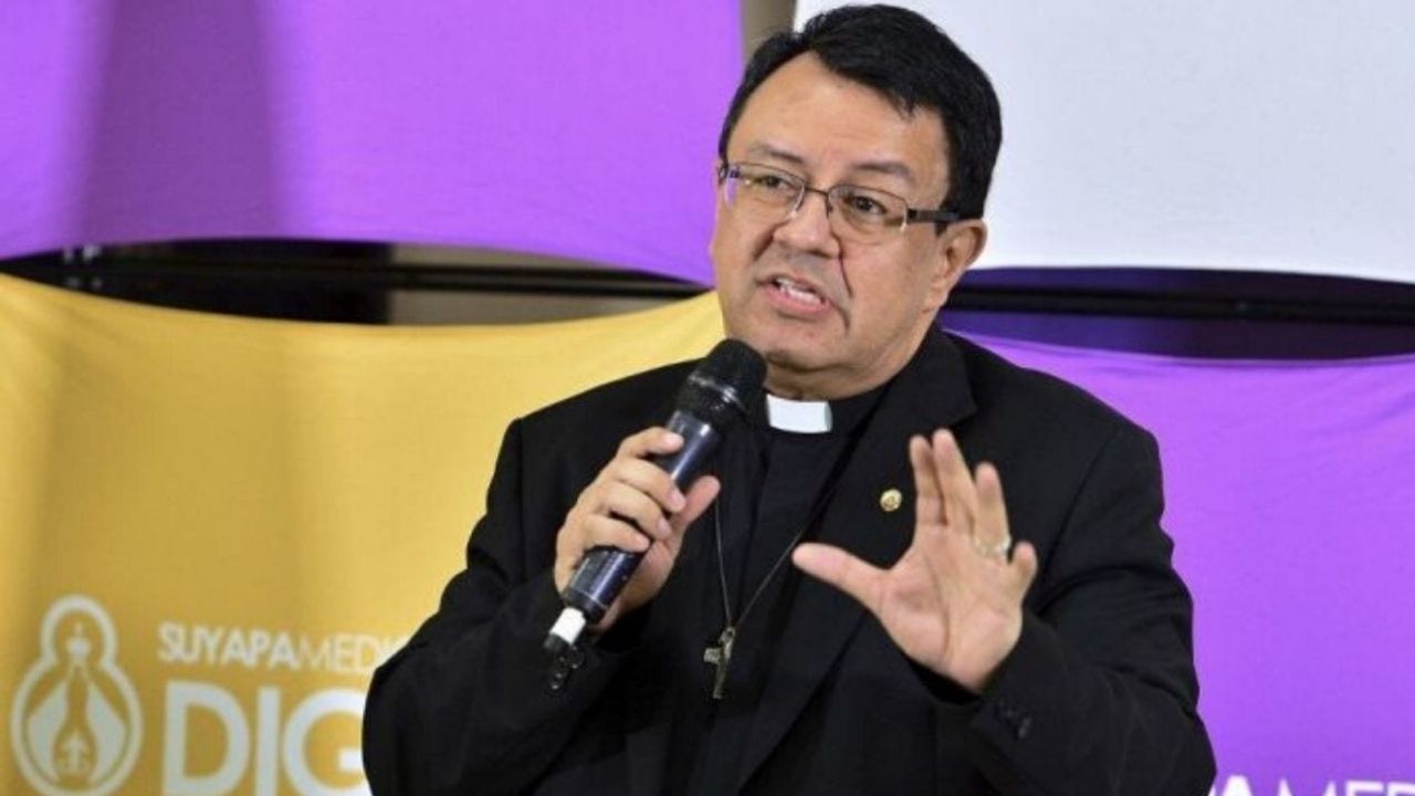 Padre Juan Ángel López: Lo que está matando a Honduras es el tsunami de la corrupción