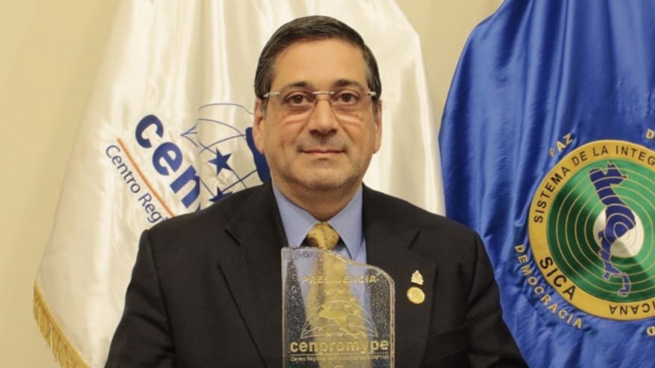 Fallece por covid-19 viceministro de Mipymes, Mario Kafati