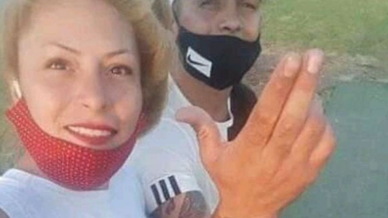 Mujer rocía con combustible y le prende fuego a su exnovio y su actual pareja en Argentina