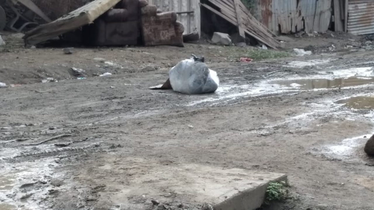 ¿Qué saben las autoridades sobre los mensajes 'por extorsionador.com' dejados en cadáveres en Honduras?