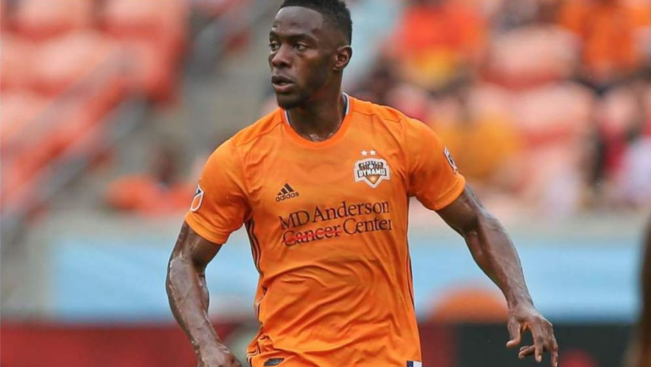 Hondureño Maynor Figueroa renueva su contrato con el Houston Dynamo hasta 2022