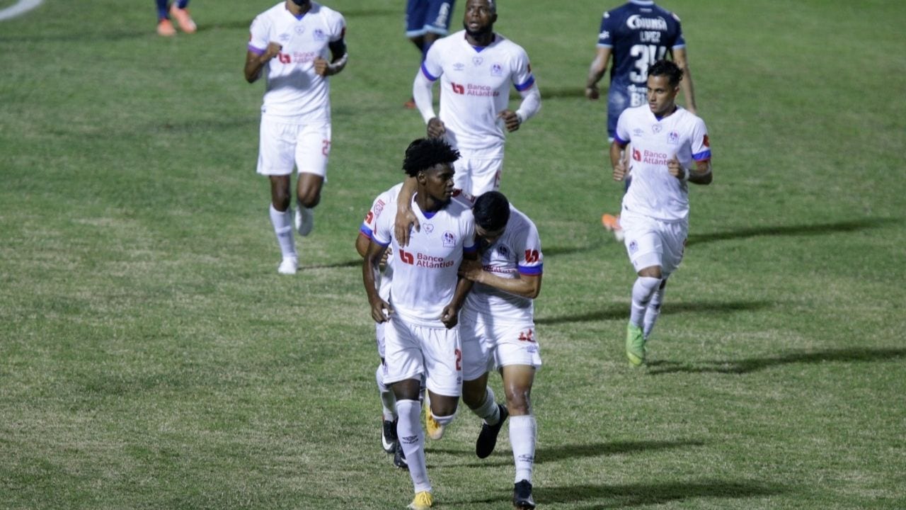 Olimpia y Motagua, de técnicos argentinos, ganan en fecha 2 del Clausura