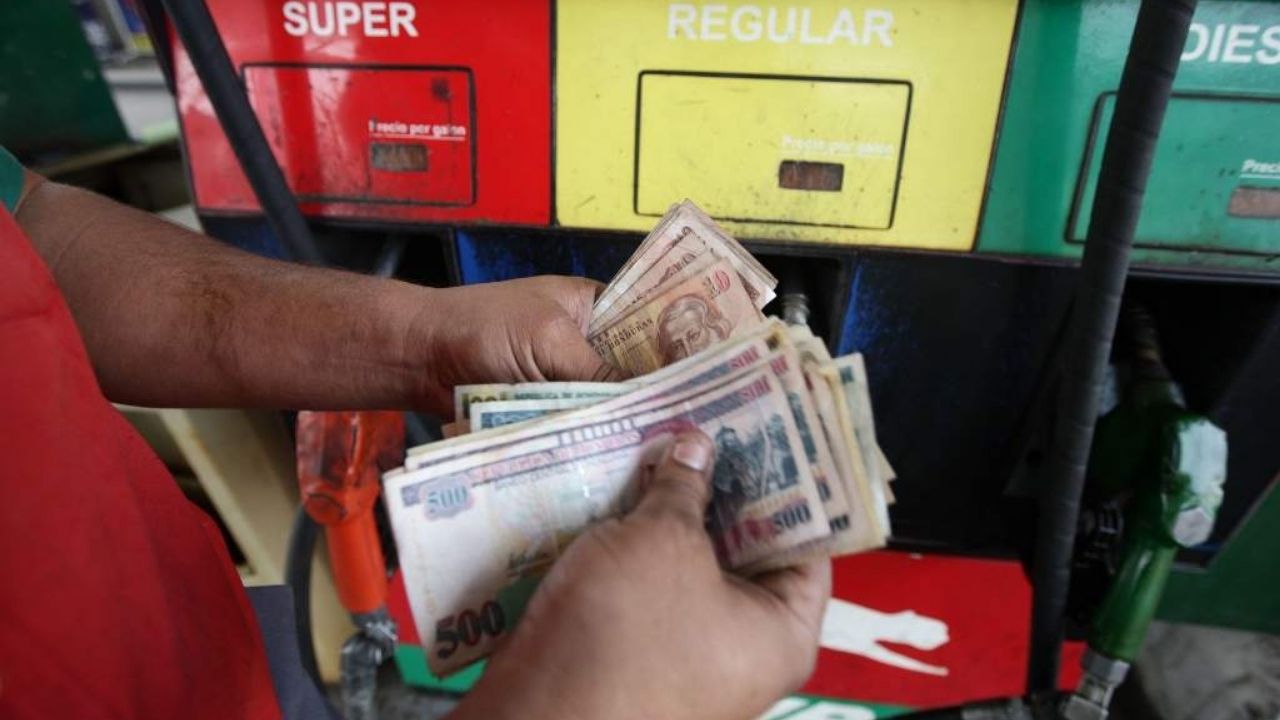 Prevén que combustibles seguirán al alza en las próximas dos semanas en Honduras