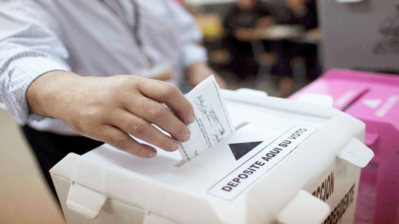 'Berrinches' de Rixi Moncada esconden una 'peligrosa trama' para posponer las elecciones primarias, según políticos
