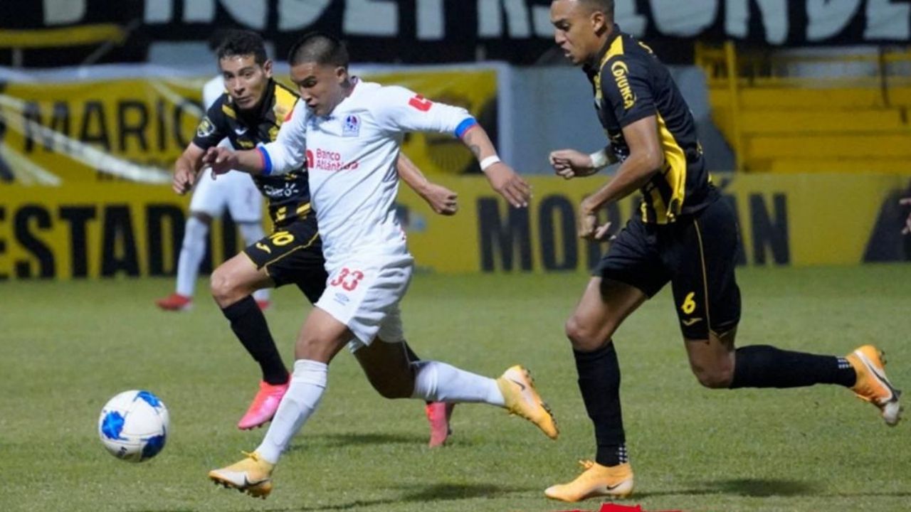 Olimpia defiende su corona venciendo al Real España en San Pedro Sula