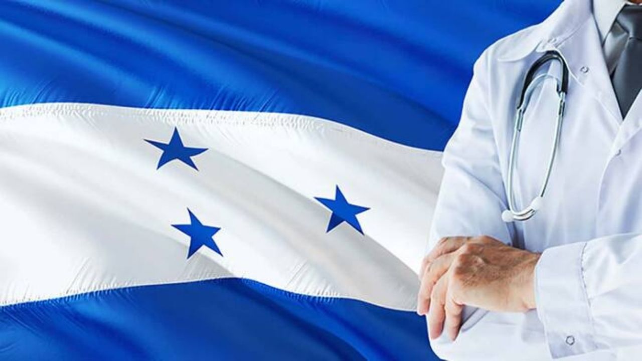Proponen al Colegio Médico de Honduras comprar vacuna para inmunizar a doctores ante aumento de muertes por covid