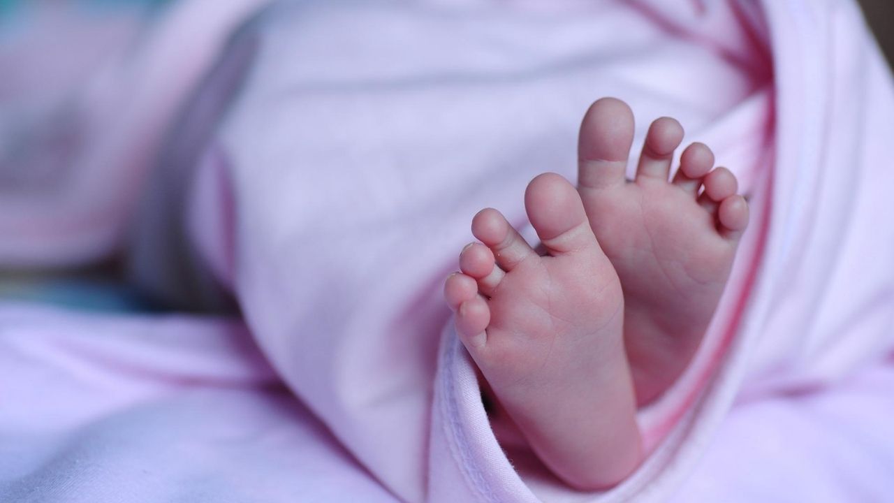 Niña de un año murió arrollada accidentalmente por el auto de su papá en Choluteca