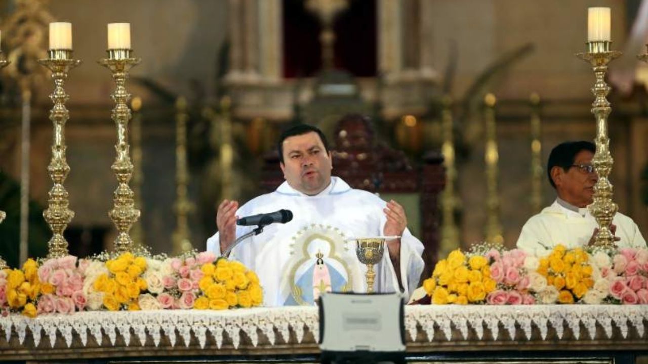 Padre Carlos Magno: 'Vivimos en una sociedad que está postrada, enferma y empobrecida'