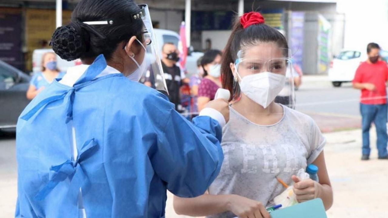 Vacuna donada por Israel a Honduras: Diversos sectores exigen plan transparente para inmunizar a personal de salud de primera línea