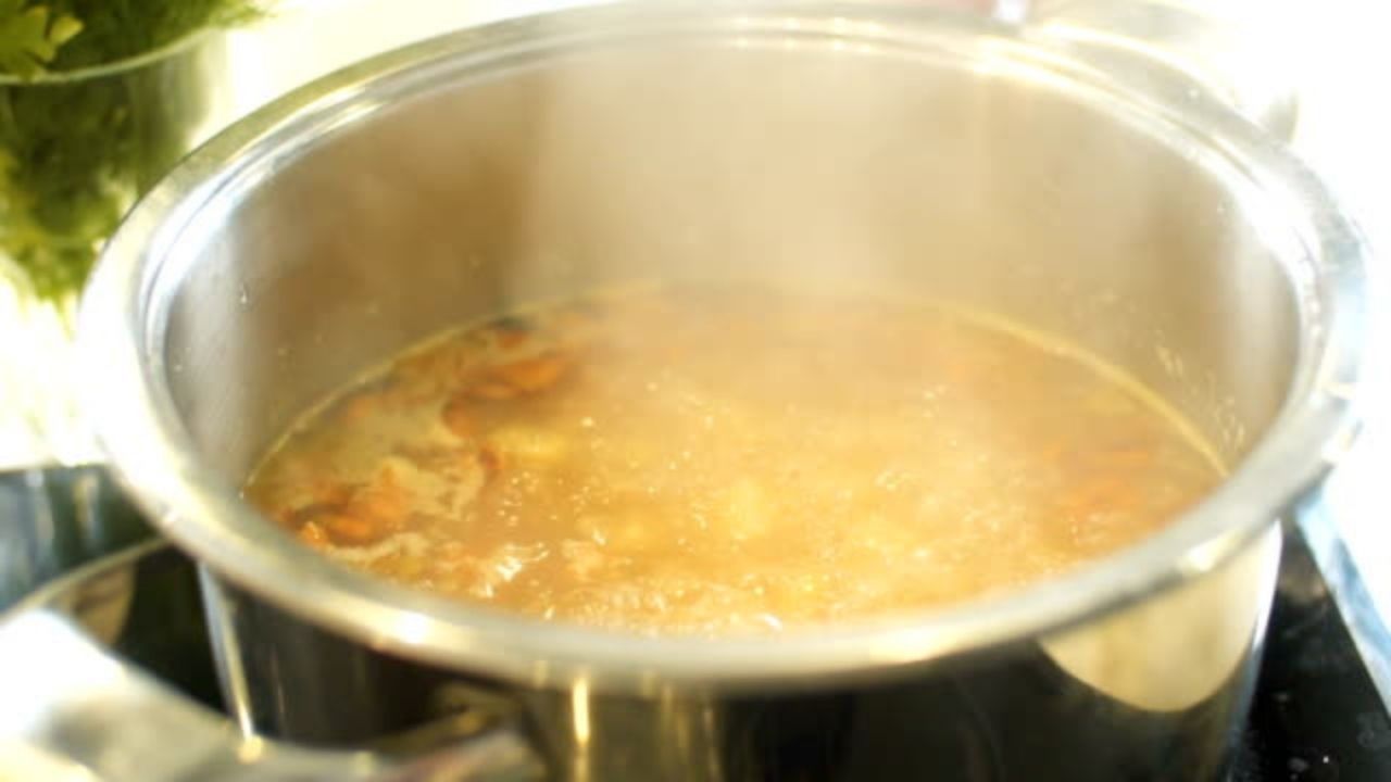 Hondureña quema con sopa hirviendo los genitales de su esposo tras una acalorada discusión