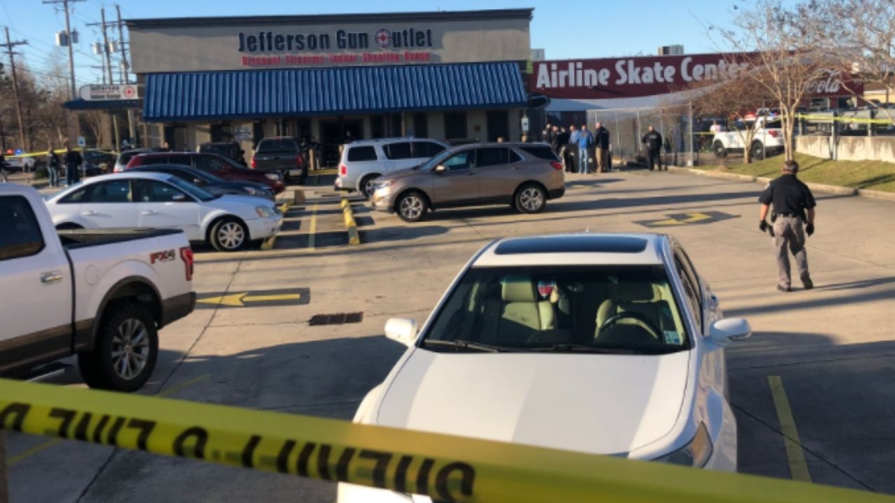 Tres muertos y dos heridos deja balacera en una armería en Louisiana, Estados Unidos
