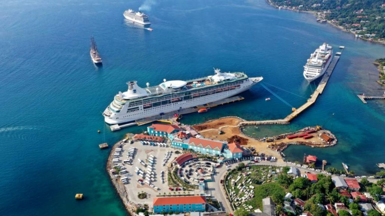 Honduras perdió 1,300 millones de dólares y 100 mil empleos en el sector turismo durante 2020