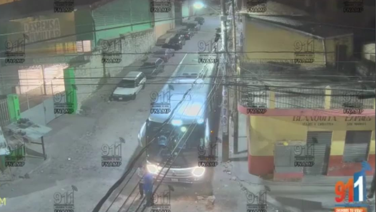 Cámaras de seguridad captan atentado contra operario de transporte en Comayagüela