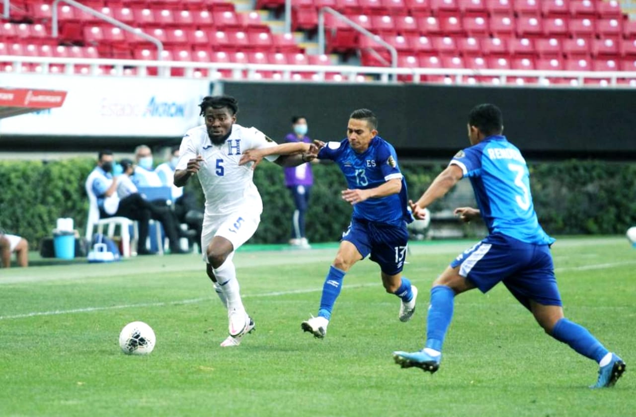 El Salvador y Honduras empatan 1-1 en el Preolímpico