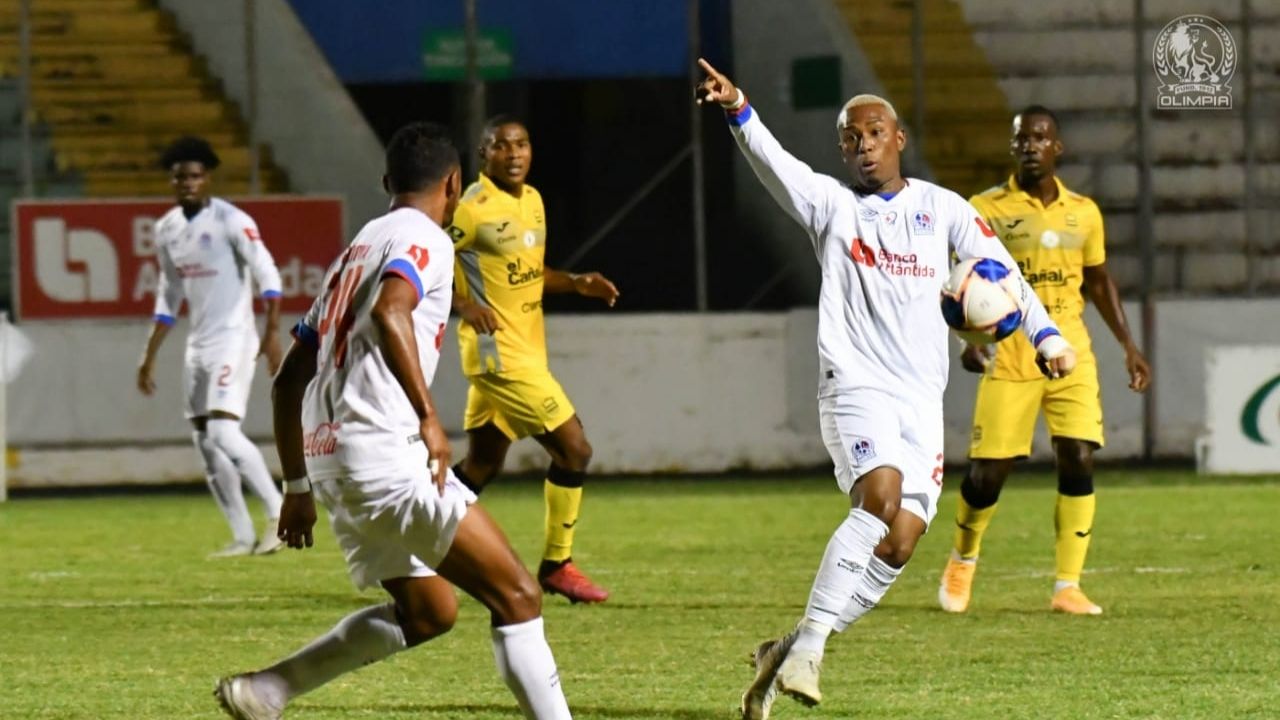 Olimpia conservó el liderato en la fecha 6 al vencer al España y le 'echó' la mano al Platense