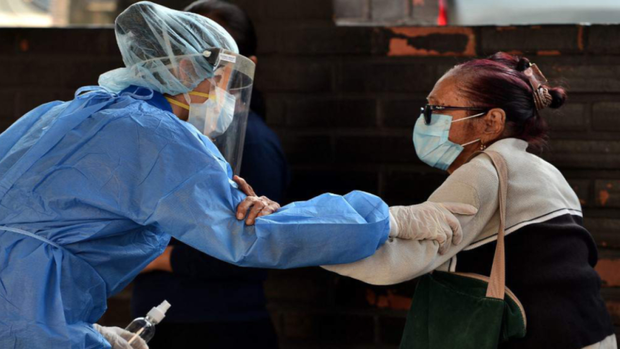 Editorial HRN: Lecciones de un manejo accidentado de la pandemia