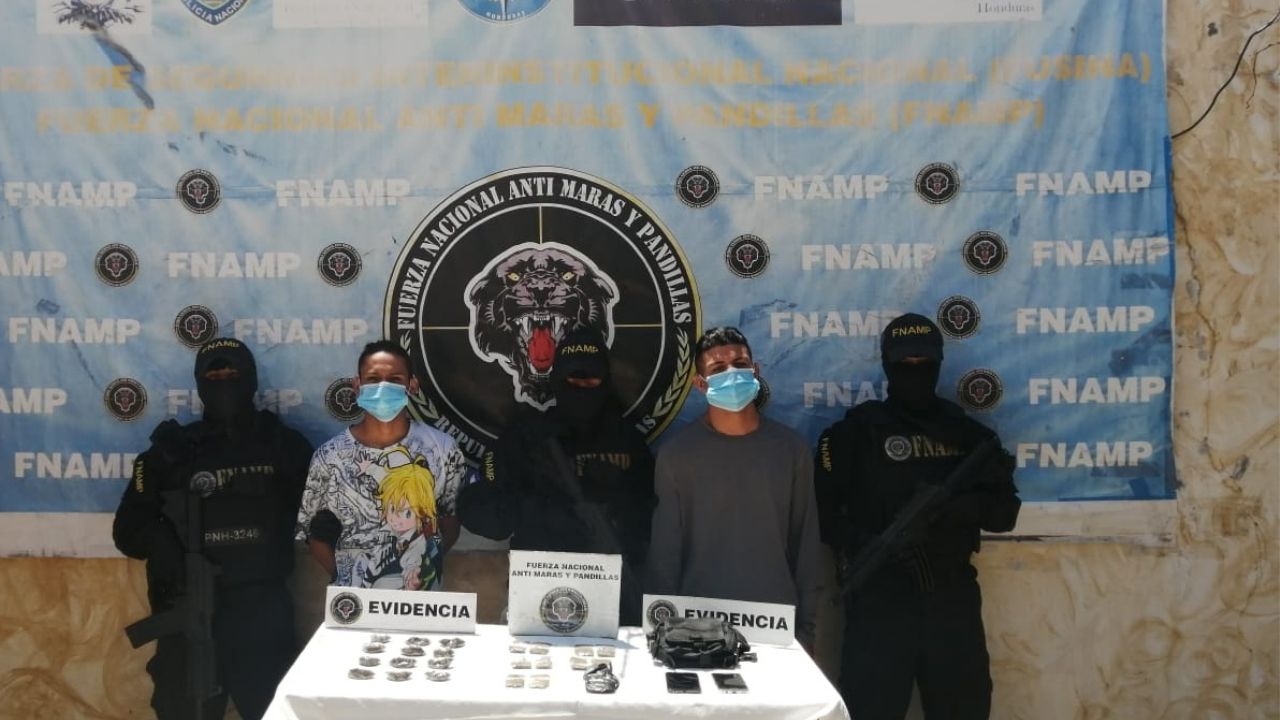 Al estilo 'entrega rápida en moto' dos integrantes de la MS-13 repartían  drogas en la zona Central de Honduras