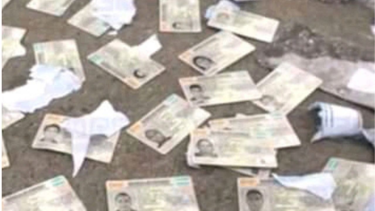 Identifican al responsable de lote de DIN que hallaron botado en calle de Comayagüela