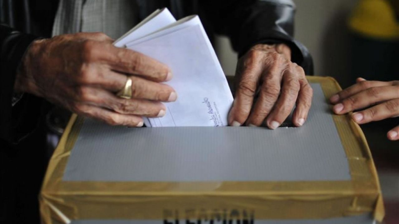 Editorial HRN: ¡"Que su voto no se pierde"!