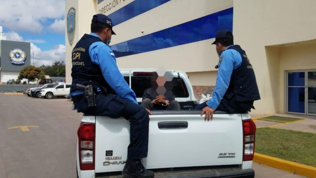 En celebración de bautizo, hombre hizo una broma a otra persona y terminó muerto a puñaladas en aldea de Francisco Morazán
