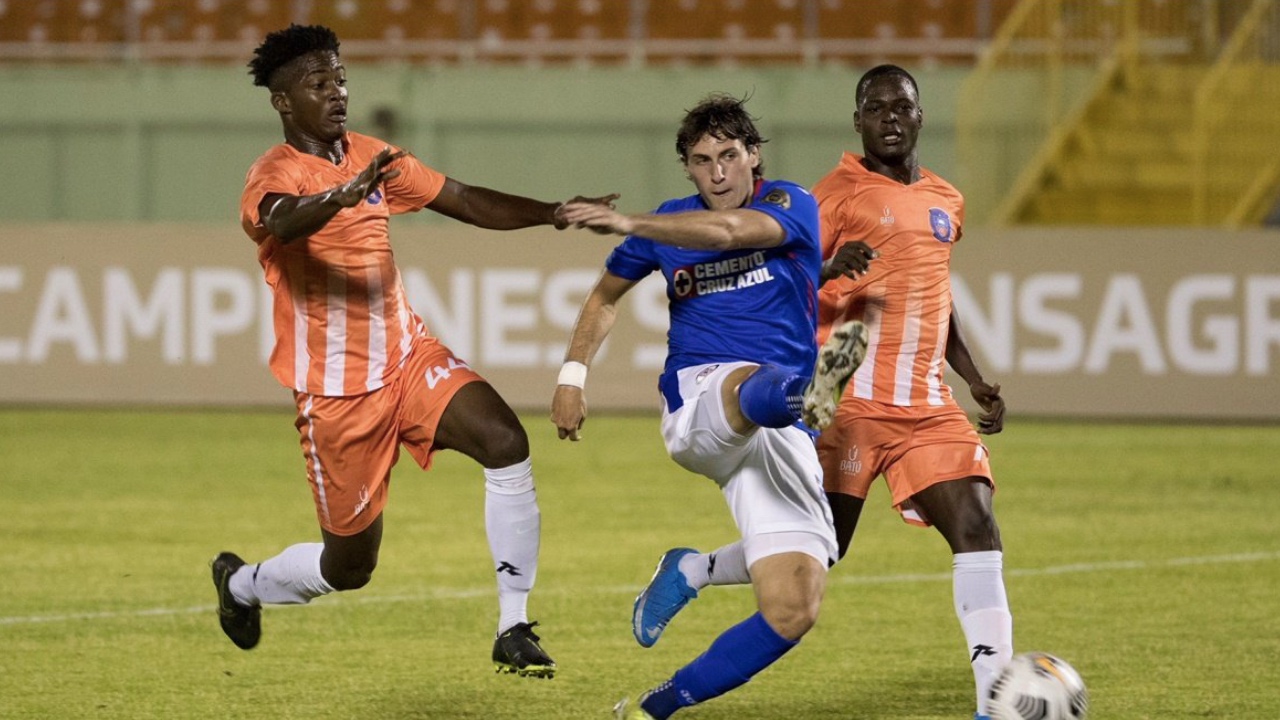 El Arcahaie haitiano saca un empate con el Cruz Azul en el duelo de ida