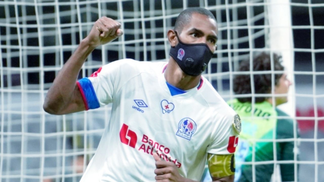 El Olimpia venció al América en el Azteca pero se queda fuera de  los cuartos de final de la SCCL21