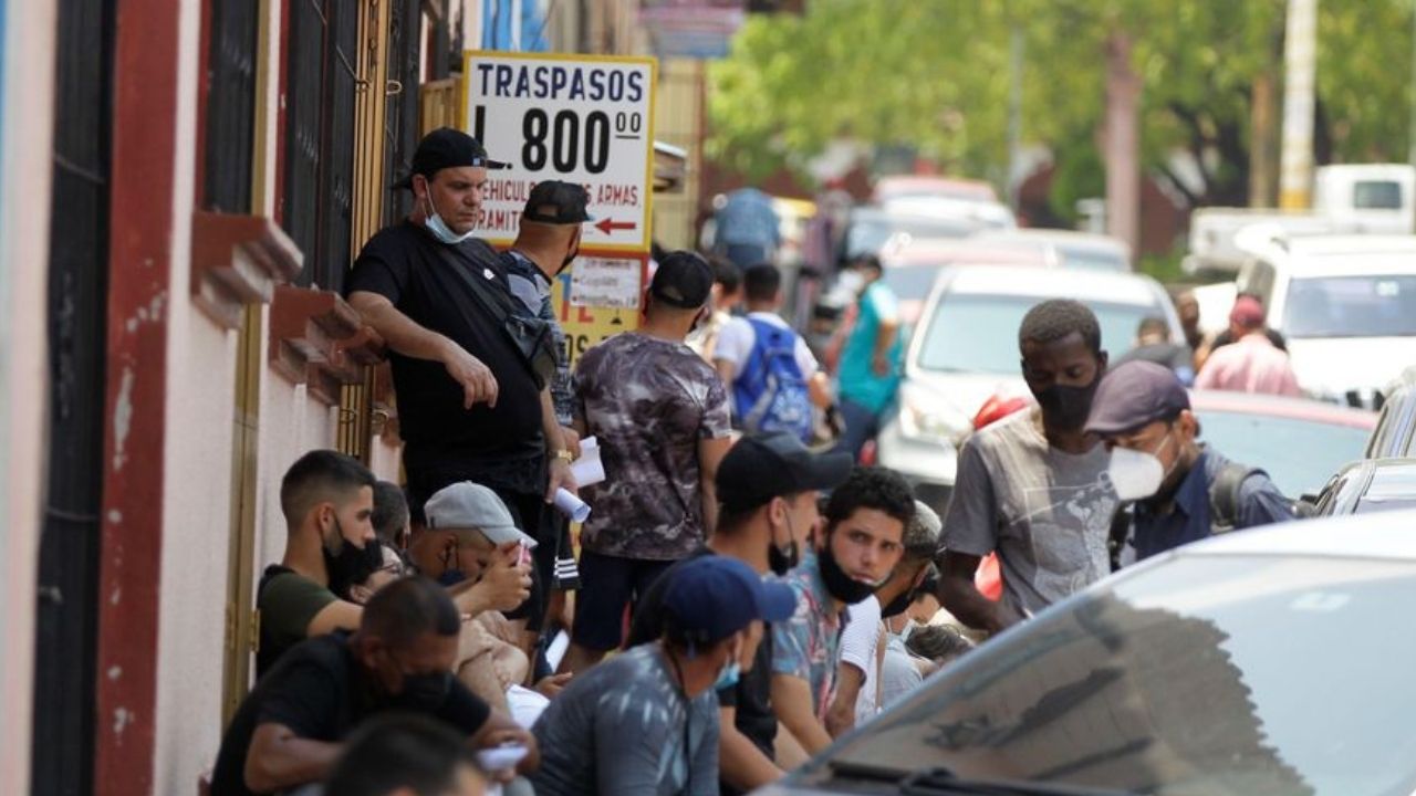 Migrantes haitianos en Honduras denuncian abusos en Centro y Suramérica