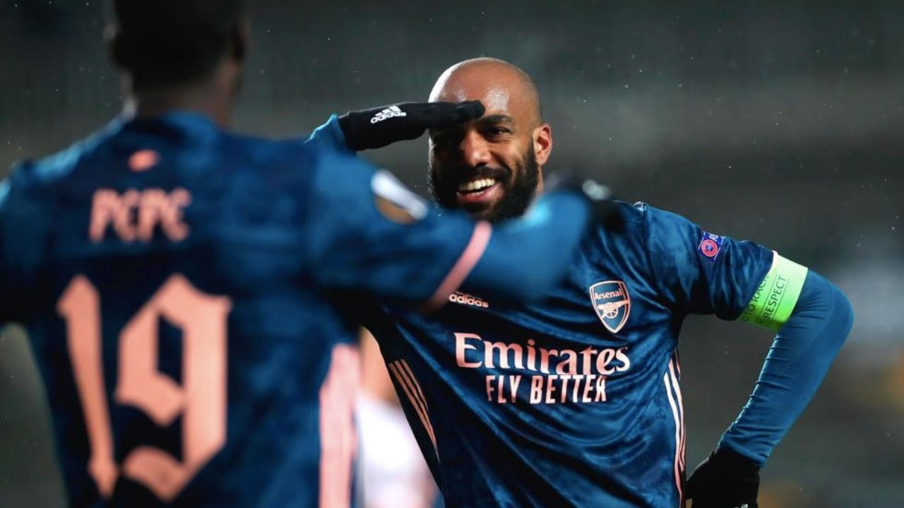 El Arsenal disipa las dudas en Praga goleando al Slavia y clasifica a semifinales de la Liga Europa