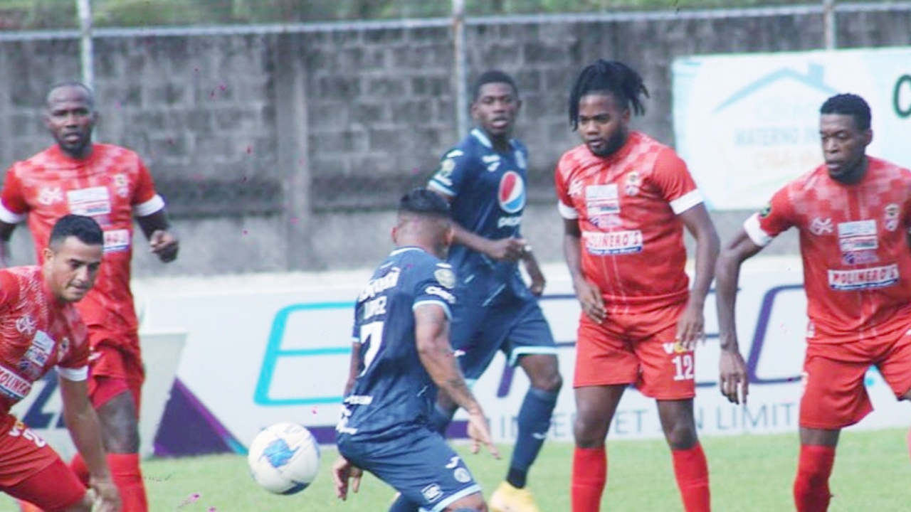 Con agónico gol de Roberto Moreira, Motagua rescató un empate de 3-3 en su visita a Real Sociedad