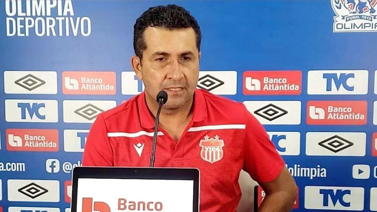 Imagen de Nerlin Membreño renuncia como DT del Vida; reunión con el presidente del club definirá todo