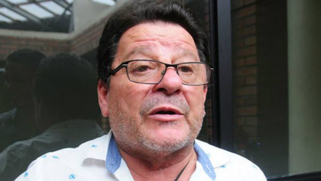 Edwin Hernández, dirigente magisterial: 'El actual gobierno no sabe administrar, solo miran como llevarse el dinero a los bolsillos'