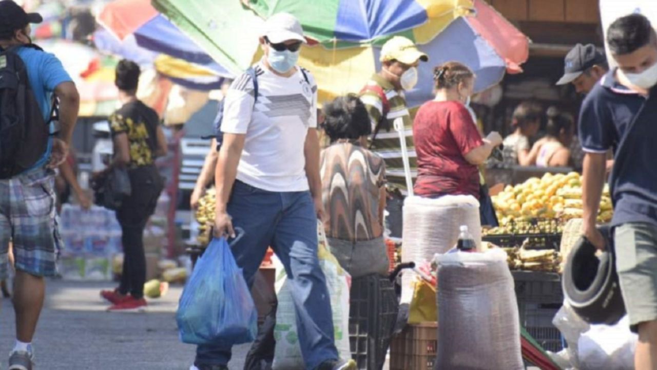 Imagen de Honduras pagará caro tibia reactivación del sector turismo: pronostican ola de contagios covid; hospitales ya colapsaron