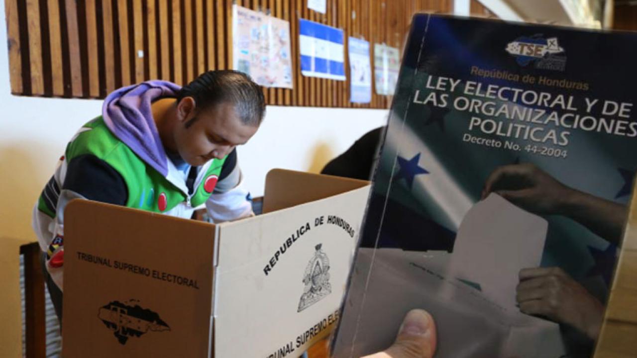Imagen de Urgen reformas electorales y depuración de partidos para salvar comicios generales en Honduras, estiman expertos