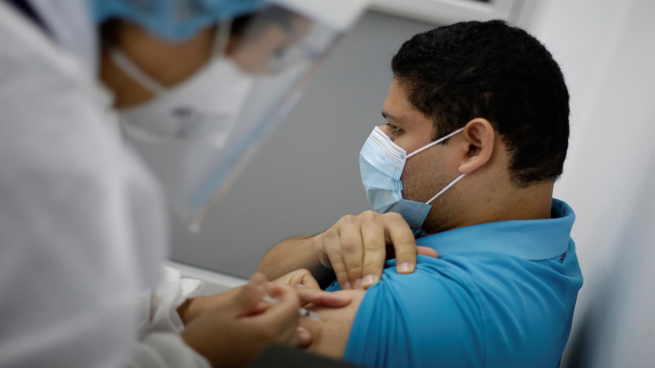 El BM dará 70 millones de dólares a El Salvador y Honduras para comprar vacunas