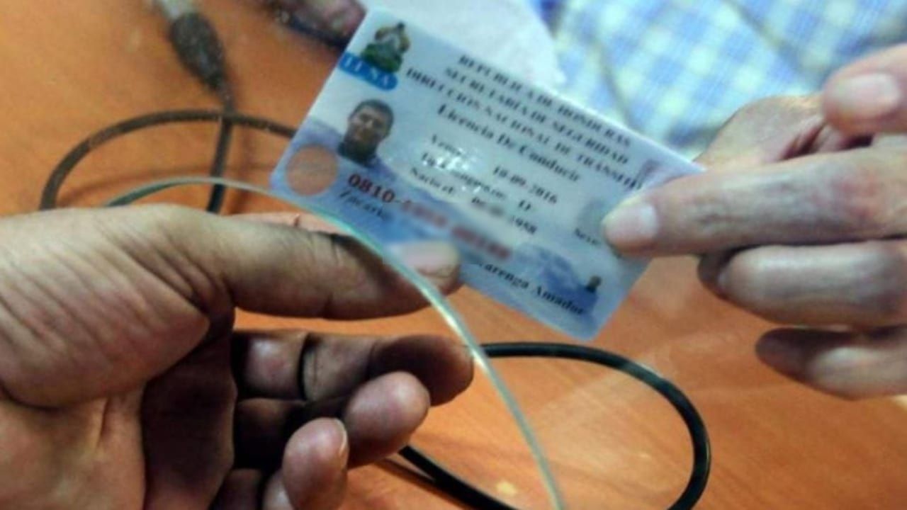 Estos son los precios y requisitos (2021) para obtener la licencia de conducir por primera vez en Honduras