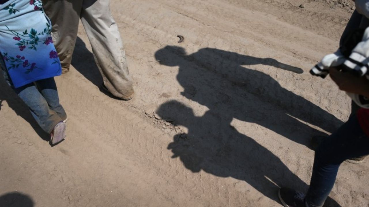 Imagen de Otro niño migrante de 8 años fue encontrado en el desierto, en la frontera entre México y Estados Unidos