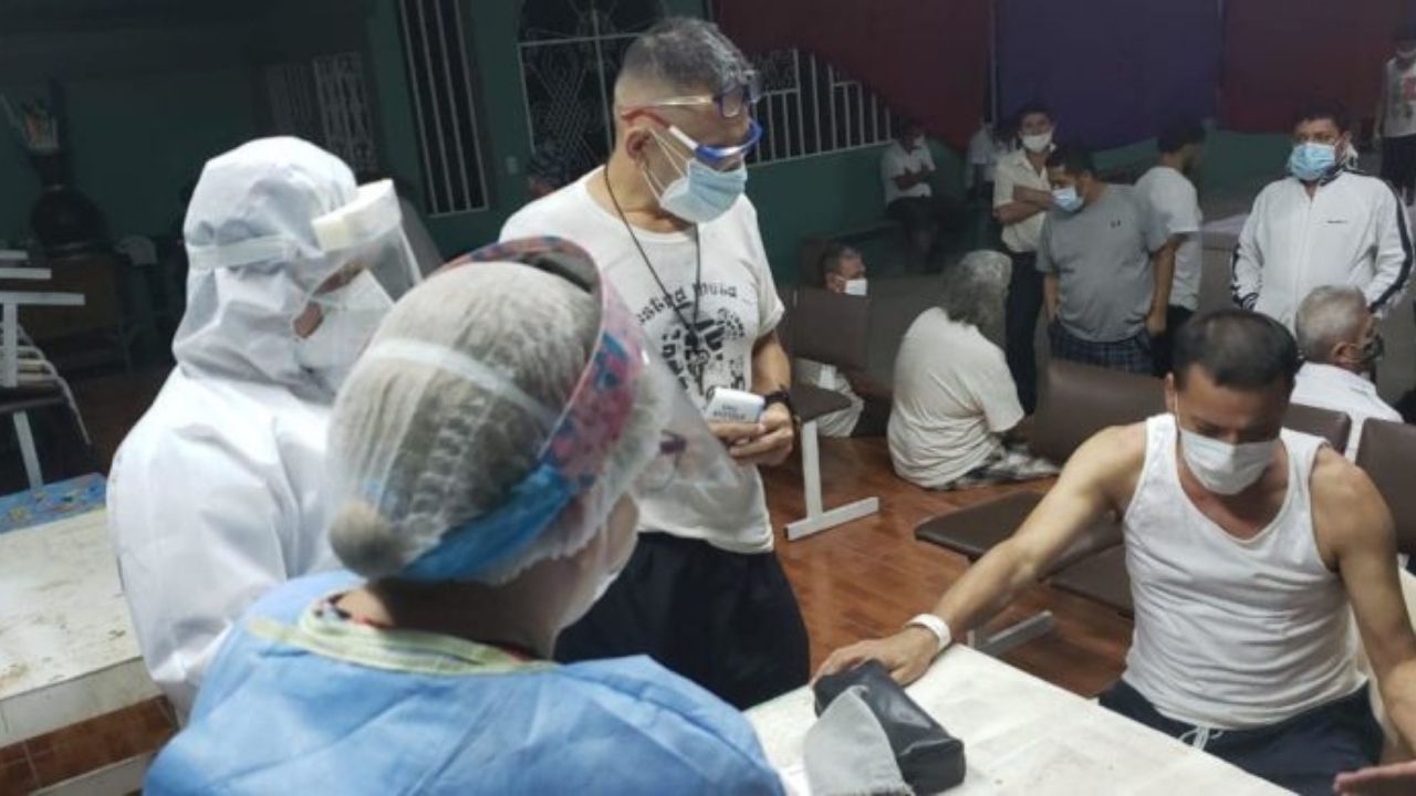 Piden incluir a los privados de libertad en los grupos vulnerables para ser inmunizados contra covid