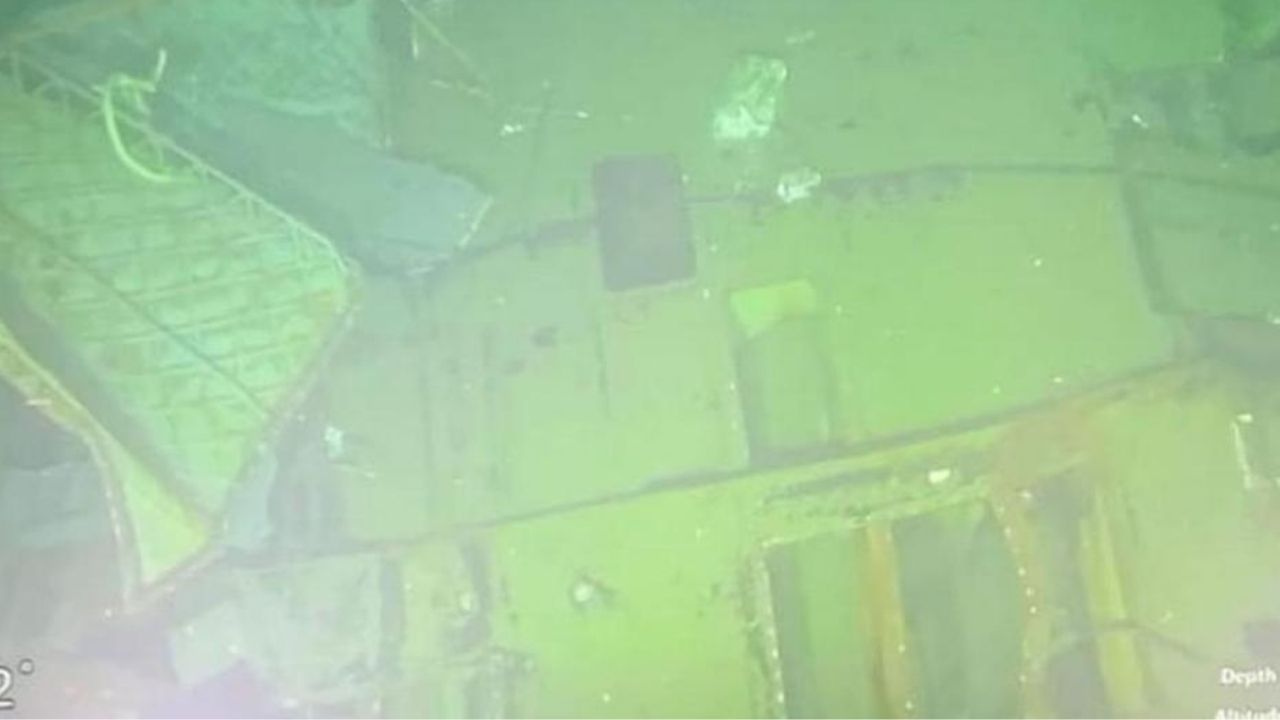 Hallan muertos a 53 tripulantes de submarino hundido en Indonesia