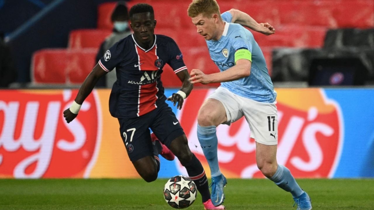 Manchester City asaltó París y  remontó 1-2 al PSG