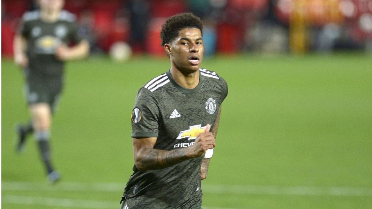 Manchester United ganó 2-0 en su visita a Granada por la Europa League