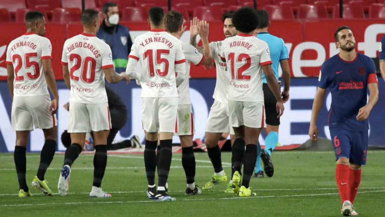El Sevilla muestra las carencias del Atlético y aprieta LaLiga