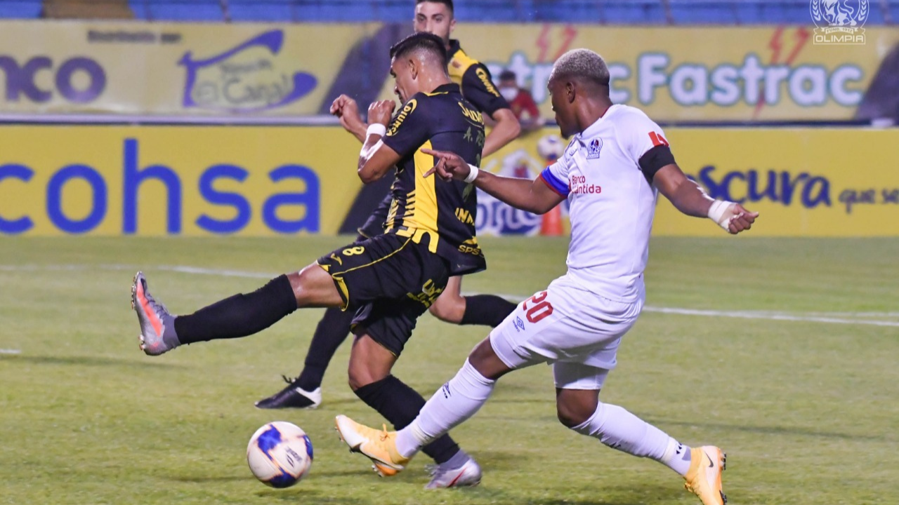 Olimpia y Real España se dejan para la vuelta la definición por el pase a la final