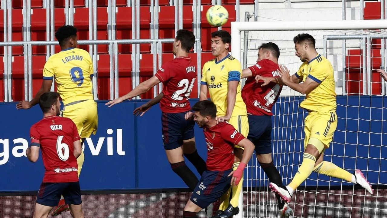 El Cádiz del Choco Lozano perdió 3-2 ante el Osasuna por LaLiga
