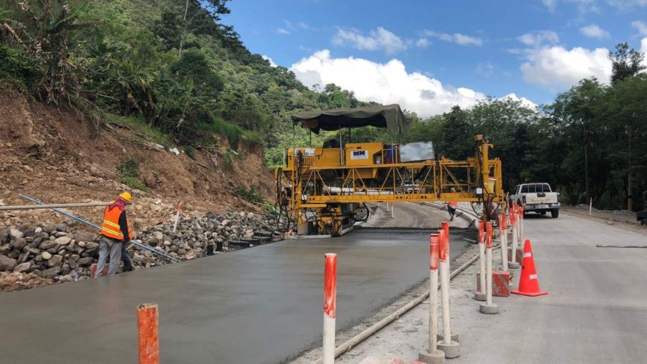 El BCIE aportará 200 millones de dólares para mejorar carretera en Honduras