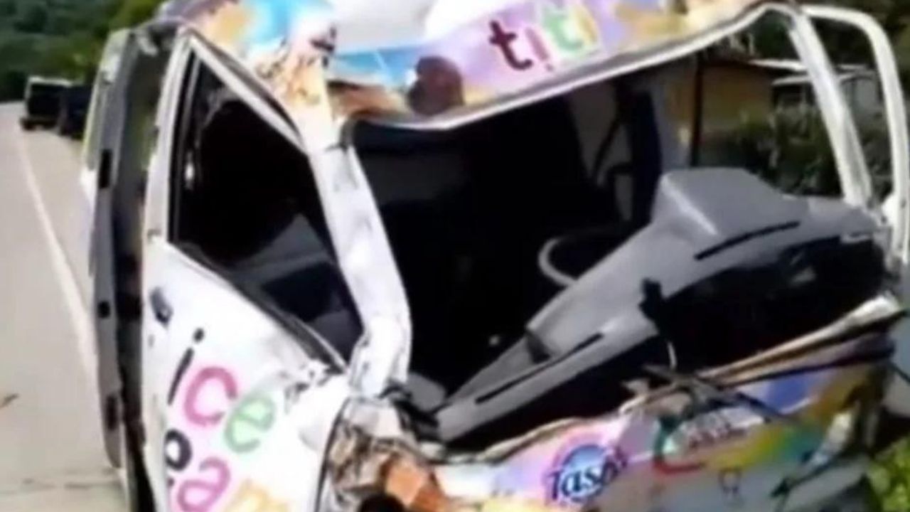 Niño hondureño que acompañaba a sus padres a vender conos murió en aparatoso accidente vial